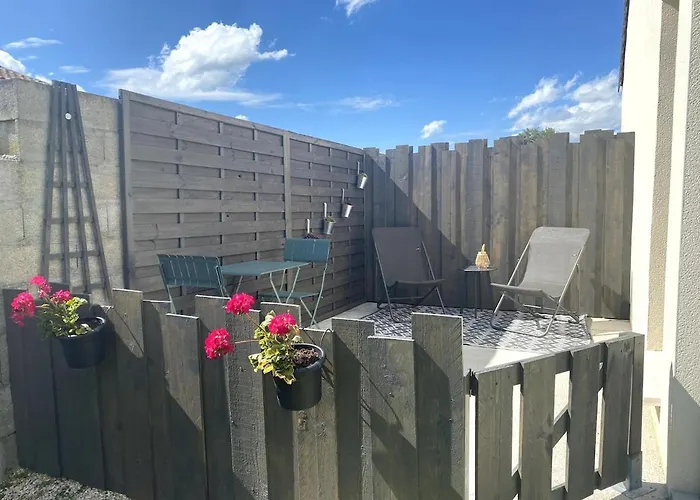 20 Minutes Des Plages Apartment *